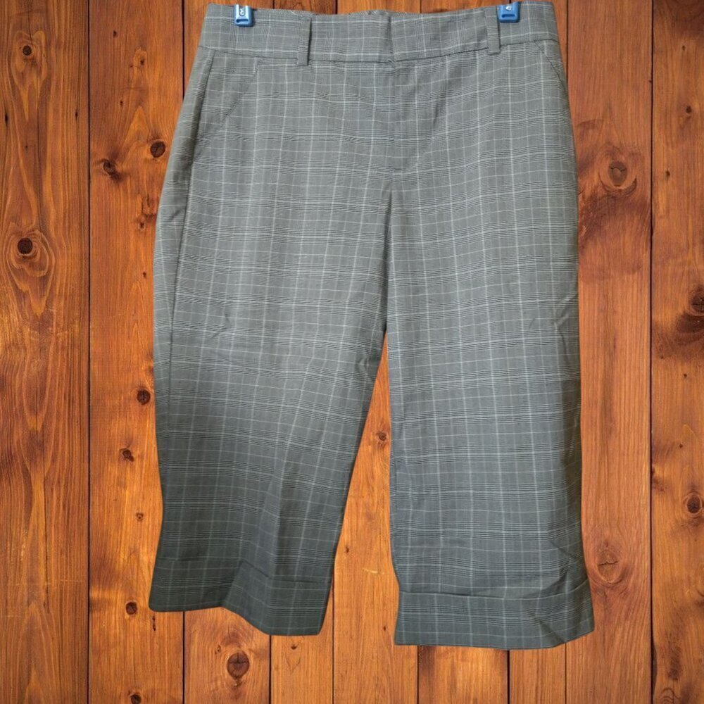 DOCKERS COLLECTION SIZE 4 IDEAL FIT PLAID CUFFED CAPRI PANTS CLASSIC PREPPY